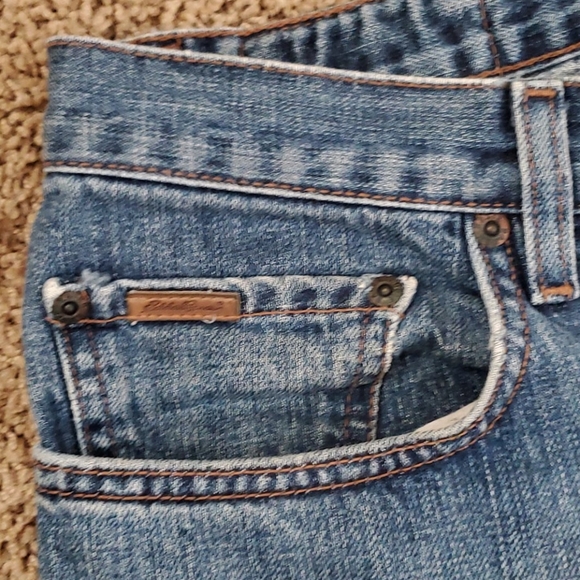 Eddie Bauer Premium Denim Jeans - Picture 3 of 6
